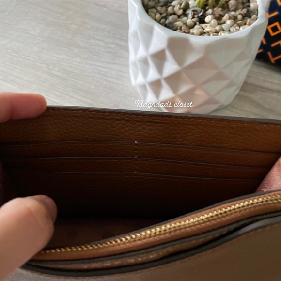 New , tory burch britten chain top handle Crossbody bag - Picture 9 of 12